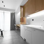 Rothos Luxury