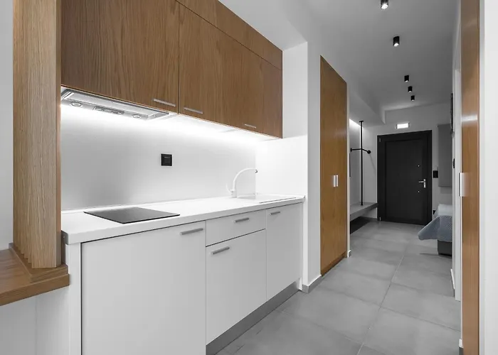 Rothos Luxury